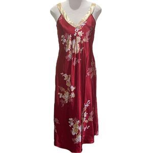 Beautiful  Vintage Satin Red Gold Maxi Nightgown